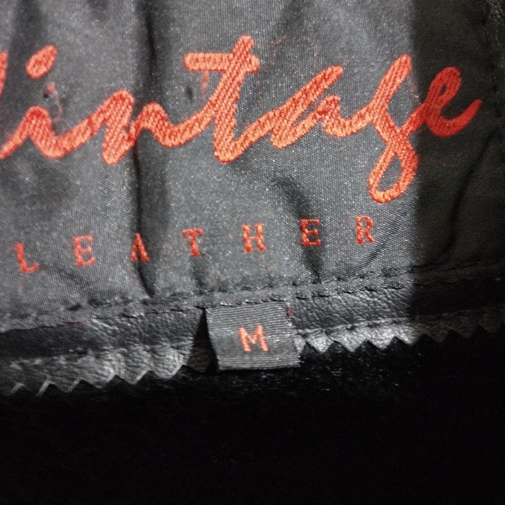 Black leather trench coat - Picture 3 of 9
